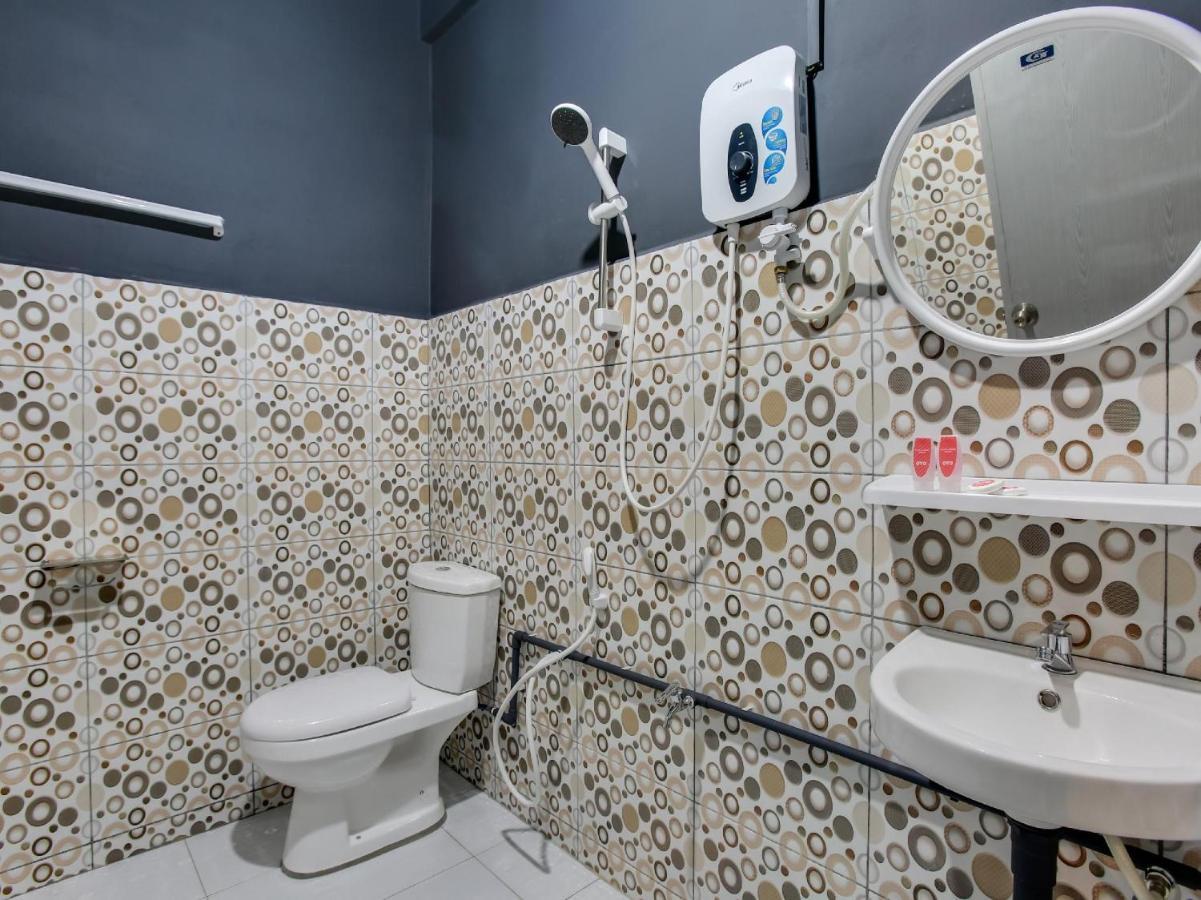 Ihome Boutique Hotel Seri Kembangan Kültér fotó