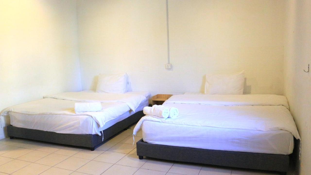 Ihome Boutique Hotel Seri Kembangan Kültér fotó