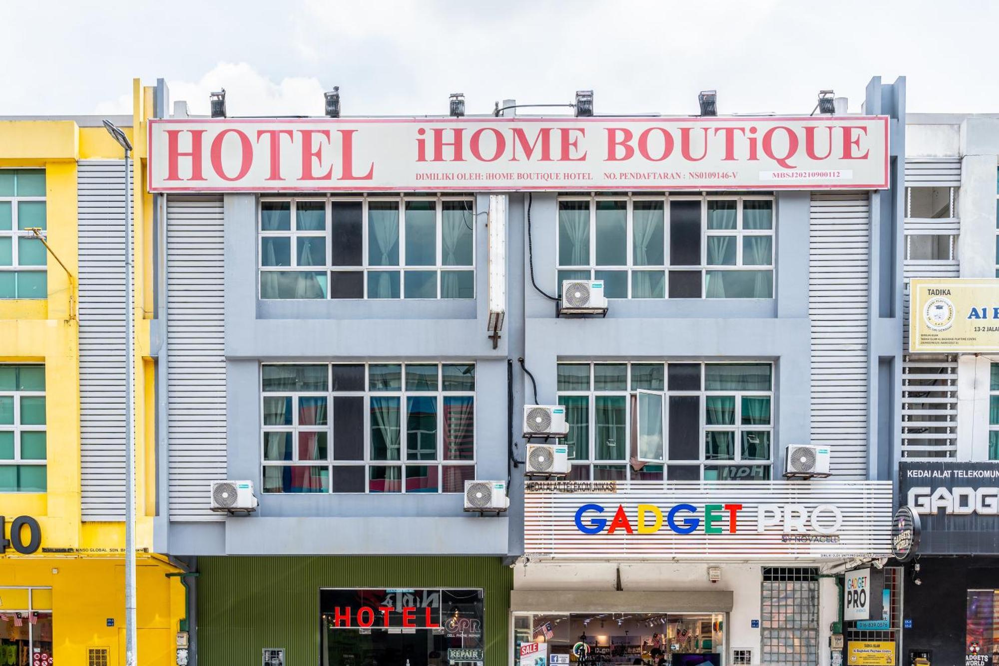 Ihome Boutique Hotel Seri Kembangan Kültér fotó