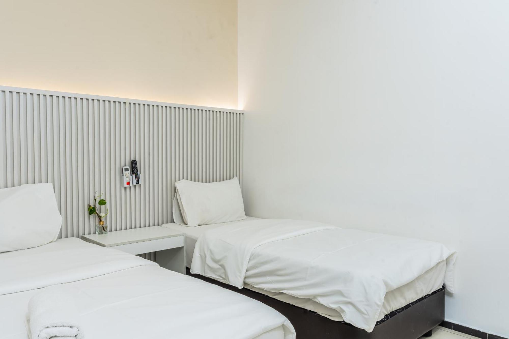 Ihome Boutique Hotel Seri Kembangan Kültér fotó