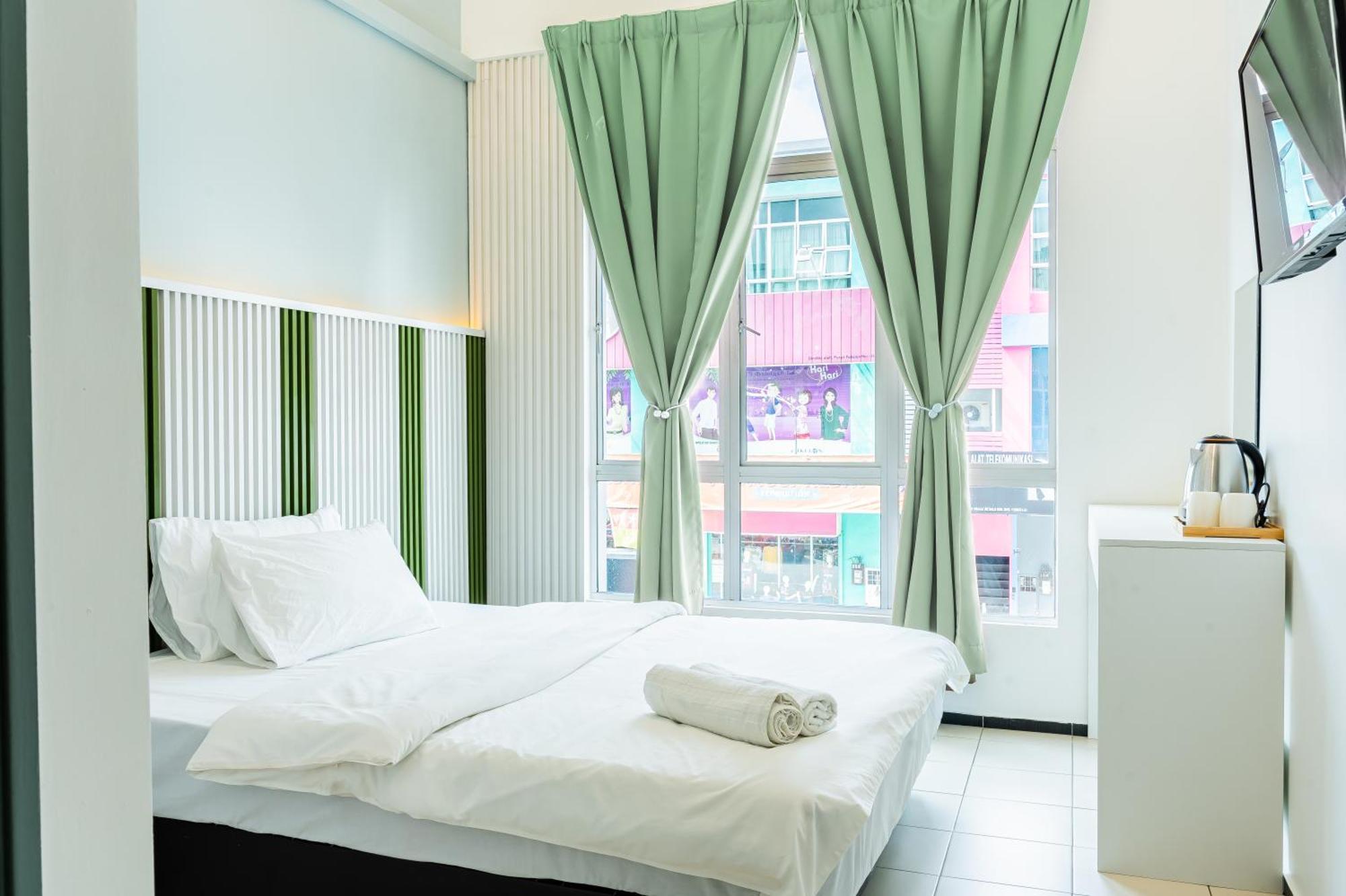 Ihome Boutique Hotel Seri Kembangan Kültér fotó