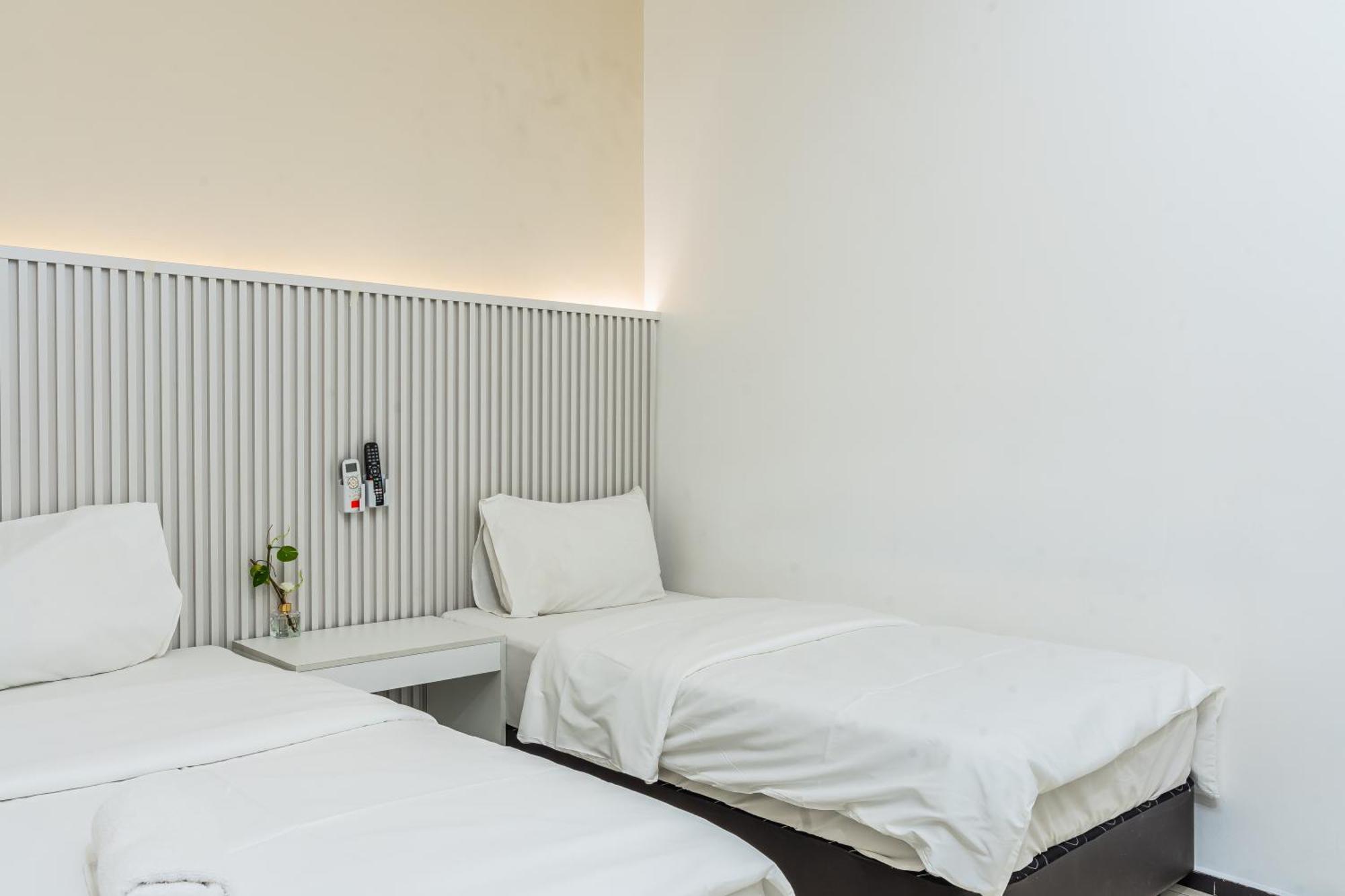 Ihome Boutique Hotel Seri Kembangan Kültér fotó