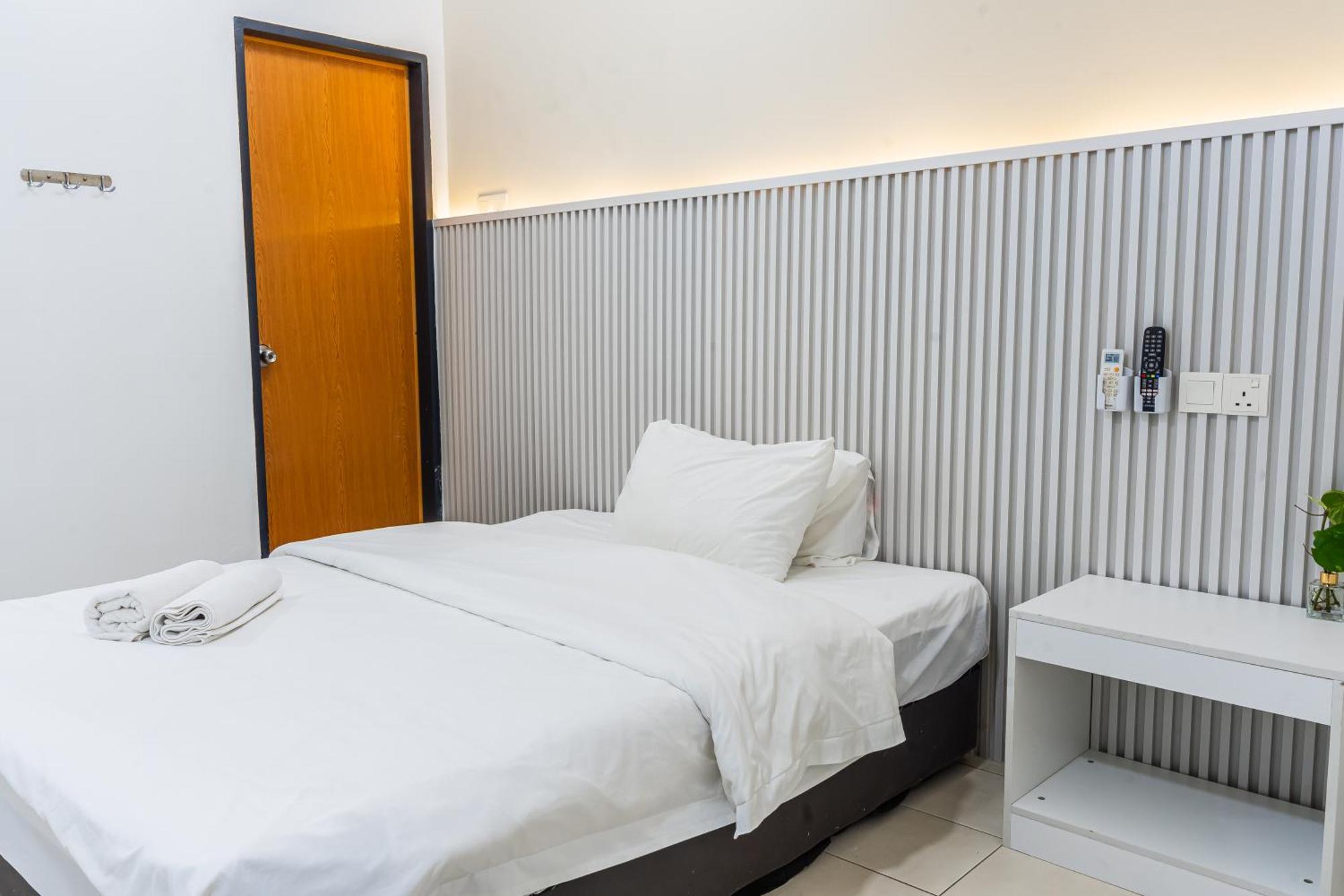 Ihome Boutique Hotel Seri Kembangan Kültér fotó